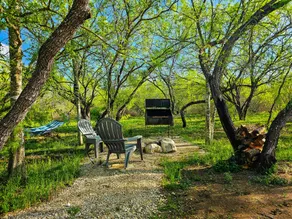 🤠Quiet Country Stay 🌌,Trails,Pond,Firepit, Hiking, Air Condionted rooms! - Image 5