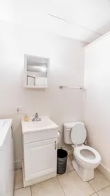 Welcome to Your Cozy Studio in Mt.Washington! - Image 2