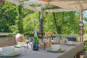 Le Mouton qui Rit, renovated historical farmhouse with pool and stunning view - Image 2