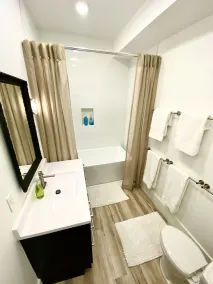 Escape WithInn-Relaxation Centrally Located to Beaches and Walkable Restaurants - Image 2