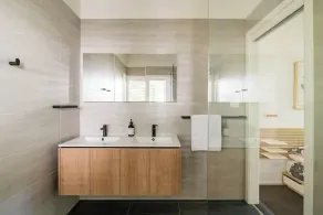 Tranquil House in the Foothill of the Dandy Ranges - Image 5