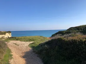 Appartamento 'Rosso Tramonto' con terrazza condivisa, Wi-Fi e aria condizionata - Image 4