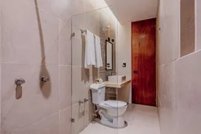 Hotel H O - Image 3