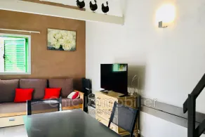 Bonita casa en una residencia arbolada, gran piscina colectiva. Estacionamiento privado. - Image 5