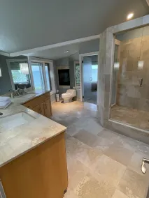 Amazing Lakefront house - Image 2