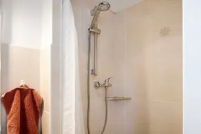 Appartamento 'Wellness Ferienwohnung Müller' con terrazza privata, giardino privato e Wi-Fi - Image 5