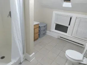 Three Bedroom House One Half Mile From EAA Grounds - Image 3