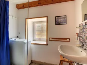 Traditional mountain house - Image 2