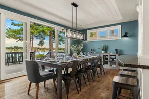 Luxury Beach House & Apartment, Waterfront, Hot Tub, Kayaks, Fire Pit, Game Room - Image 5