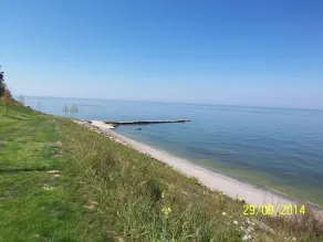 HIDDEN GEM - COZY 1 BEDROOM LAKEFRONT HOME/COTTAGE - Image 4