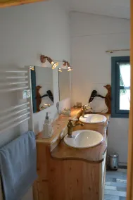 Chalet in the heart of nature, ideal for recharging your batteries; - Image 2