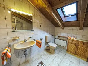 Schönes  Ferienhaus für 6 Personen mit  W-LAN, Pool, TV und Terrasse - Image 4