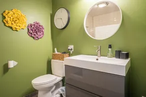 Cozy eclectic cottage where you can reconnect and unwind, designed for couples. - Image 3