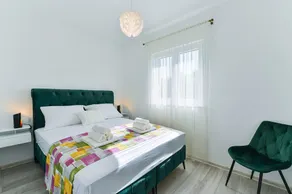 Holiday House Casia with pool - Image 5