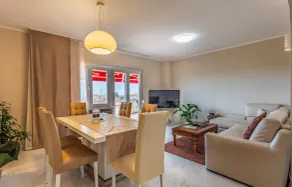 Cozy apartment in Vodnjan with swimming pool - Image 2