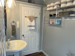 *King bed/3bds house Near Naval Base & 6Flags* - Image 4