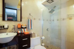 Ocean View  19 floor  STUDIO Apt In the Condado Area NO PARKING - Image 3