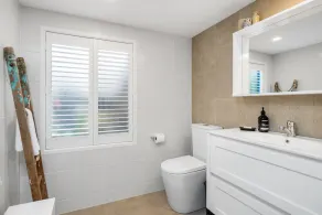 Amaroo Beachside Retreat - Image 3