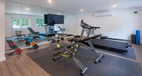 Superb Contemporary 5 Bedroom Villa With Stunning Sea Views - Image 2