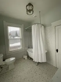 Historic home conveniently located to ABU - Image 5