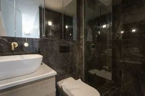 Uninterrupted Harbour Bridge & City Views + Pool - Image 3