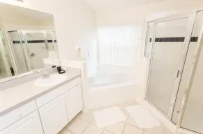 4BD / 3BA, rénové, VILLA D'ADMINISTRATION AVEC SPA, DOIT VOIR, A 10 MIN DE DISNEY - Image 5