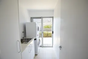Shearwaters Appartment - Image 2