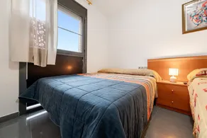 Ferienwohnung \"Deltebre Riu\" mit Gemeinschaftspool und WLAN - Image 4