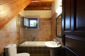 Villa Alkioni, Villa en pierre luxueuse et traditionnelle à Réthymnon avec piscine privée - Image 3