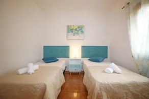 TROPICANA - Image 5