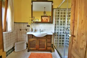 Country house with sea views - Image 2