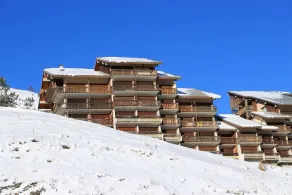 10m from ski slopes, 6th floor, view ski slopes, balcony, tv, ski locker, 35m², Auris en Oisans - Image 5