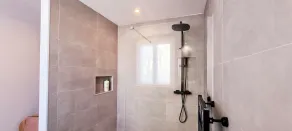 Suite Grand Luxe Suréquipée / Plage / Centre Ville - Image 4