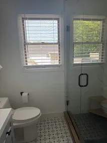 4 Bedroom Pettaquamscutt Lake Shores Home - Image 4