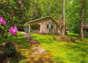 The Pebblestone Cottage - Quaint Countryside Escape - Image 5