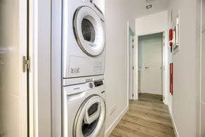 Live the most authentic Madrid in this apartment in the Retiro neighborhood - Image 3