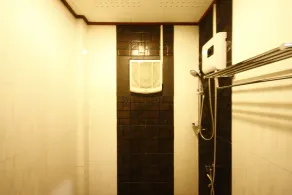 Rommai At Home - Image 5