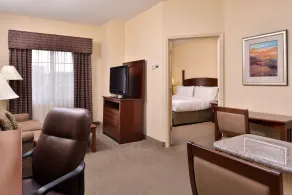 Heated Saltwater Pool + Suite - Image 4