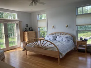 Waterfront Family Retreat on Lake Champlain - Image 4