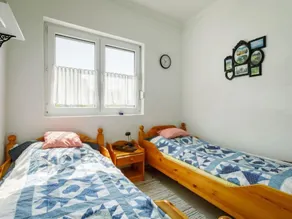Holiday Home Sunny Day by Interhome - Image 5