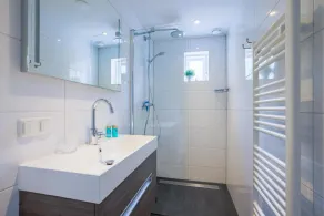 Luxurious group accommodation for 11 people, de Hofstee farm, WLAN - Image 4