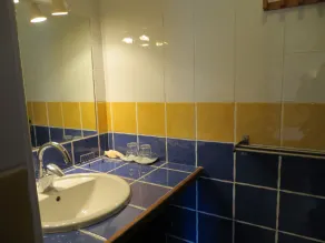 Grand gîte avec PISCINE PRIVATIVE accueillant jusqu'à 12 personnes toute l'année - Image 4