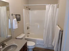 Large Family Home - Image 4