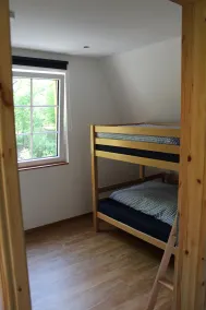 Beliggende komfortable feriehus udlejning direkte mellem sø og skov - Image 5
