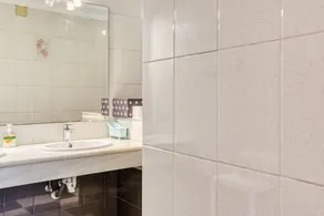Appartement 'La Cargolera' avec vue sur la mer, balcon et Wi-Fi - Image 4