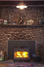 Claryville Cabin med 900 ft Trout River - Image 2