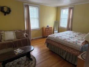 Tall pine house - Image 5