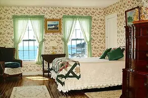 Sea Captain's on 200 acres & Sand Beach, 5 mins to Acadia Nat'l Park at Schoodic - Image 4