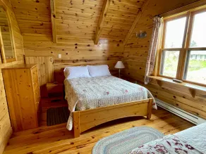 Relaxing, water view cottage in the most desirable area on the Island - Image 5