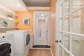 Huge Family Friendly Estate~Pool, Near Bay Beaches - Image 2